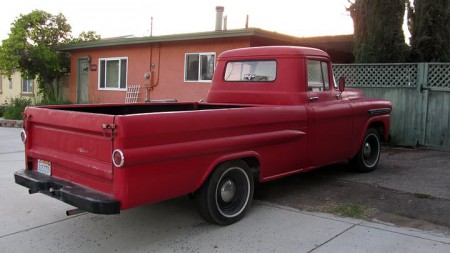 The project started with me buying this bed from a great guy named Fredo in SanDiego. I purchased just the bed as he was turning this '59 into a flatbed. Note - my truck is a '57 but I want a fleetside and '57s were step side only.